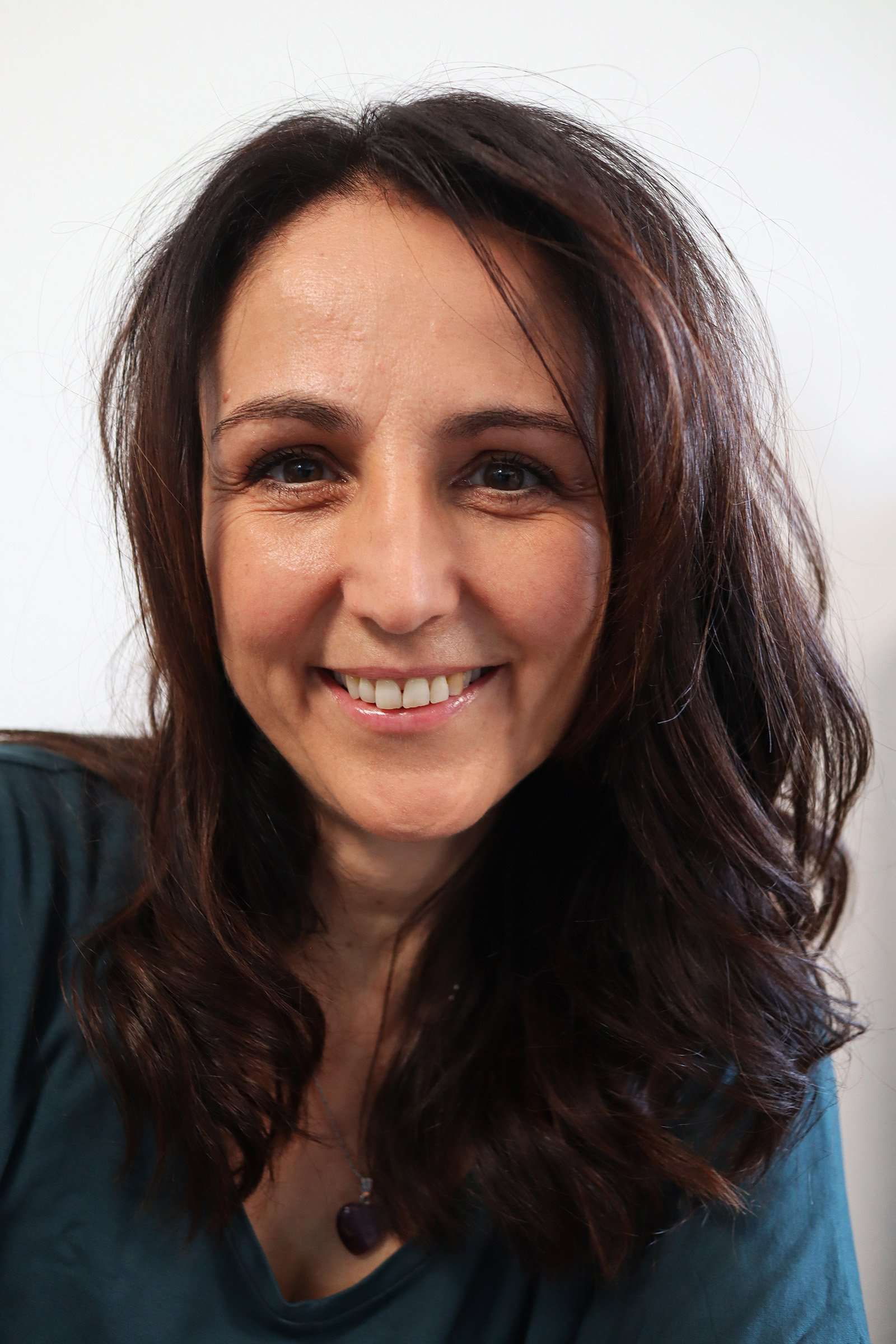 Laure Perrenoud. Enseignante de yoga au sein de Yoga Equilibre. Cours à Neuchâtel